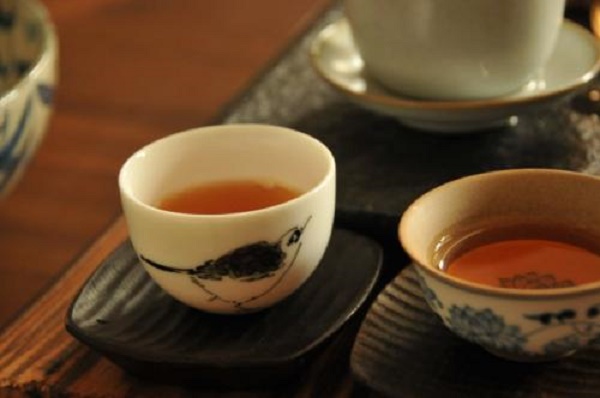 茶，是“喝茶”還是“吃茶”?